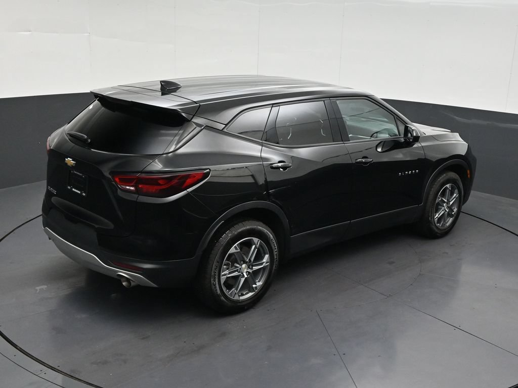 Used 2023 Chevrolet Blazer LT FWD image 22