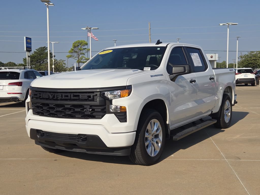 Used 2025 Chevrolet Silverado 1500 Custom AWD/4WD image 3