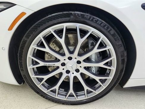 Used 2025 Mercedes-Benz SL 43 AMG w/ Driver Assistance Package image 54