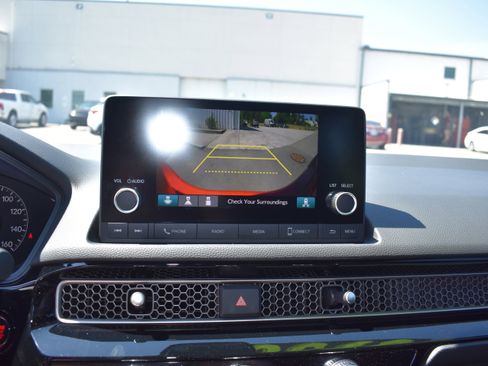Used 2025 Honda Civic Sport image 19