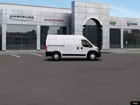 New 2026 RAM ProMaster 2500 w/ Convenience Group FWD image 9