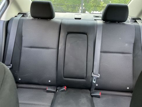 Used 2012 MAZDA MAZDA3 i Touring FWD image 15