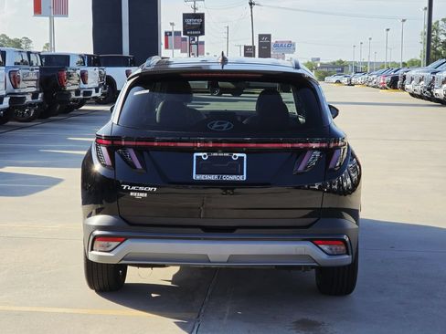 Used 2025 Hyundai Tucson SEL FWD image 6