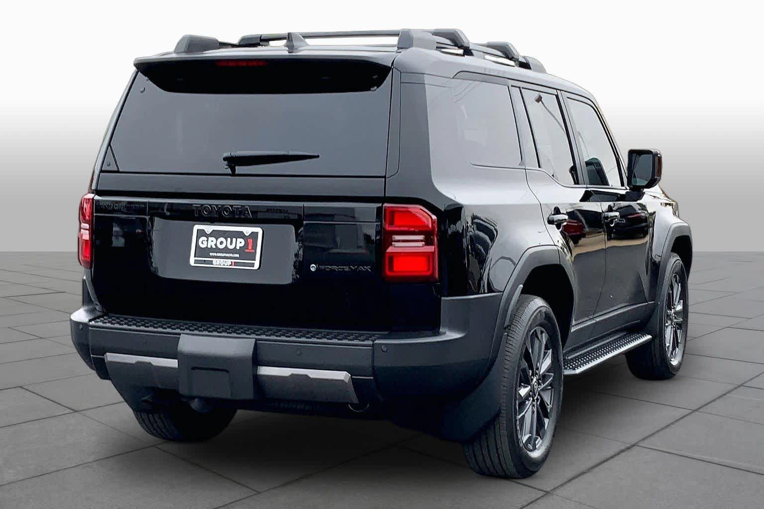 Used 2026 Toyota Land Cruiser w/ Premium Package AWD/4WD image 13