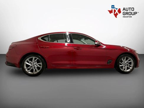 Used 2022 Genesis G70 2.0T RWD image 8