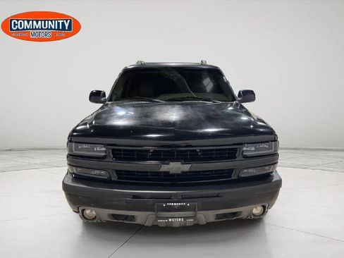 Used 2005 Chevrolet Tahoe Z71 w/ Preferred Equipment Group AWD/4WD image 12