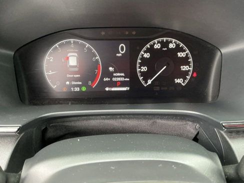 Used 2025 Honda CR-V LX image 28