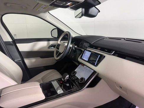 Used 2023 Land Rover Range Rover Velar S image 32