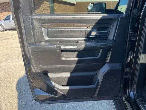 Used 2018 RAM 3500 Laramie Longhorn image 19