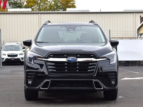 Used 2024 Subaru Ascent Touring AWD/4WD image 7