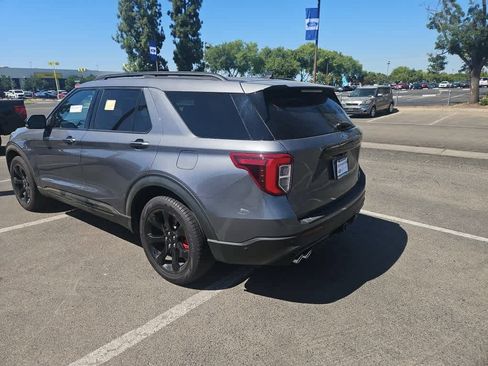 Certified 2021 Ford Explorer ST w/ Equipment Group 401A AWD/4WD image 5