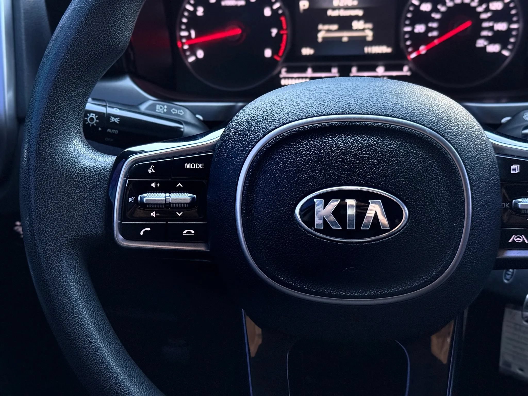 Used 2021 Kia Sorento LX AWD/4WD image 28
