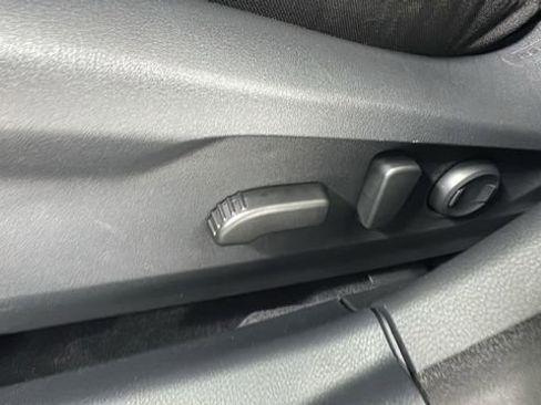 Certified 2025 Subaru Outback Premium image 13