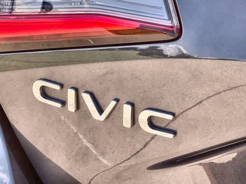 Used 2023 Honda Civic Sport Touring image 8
