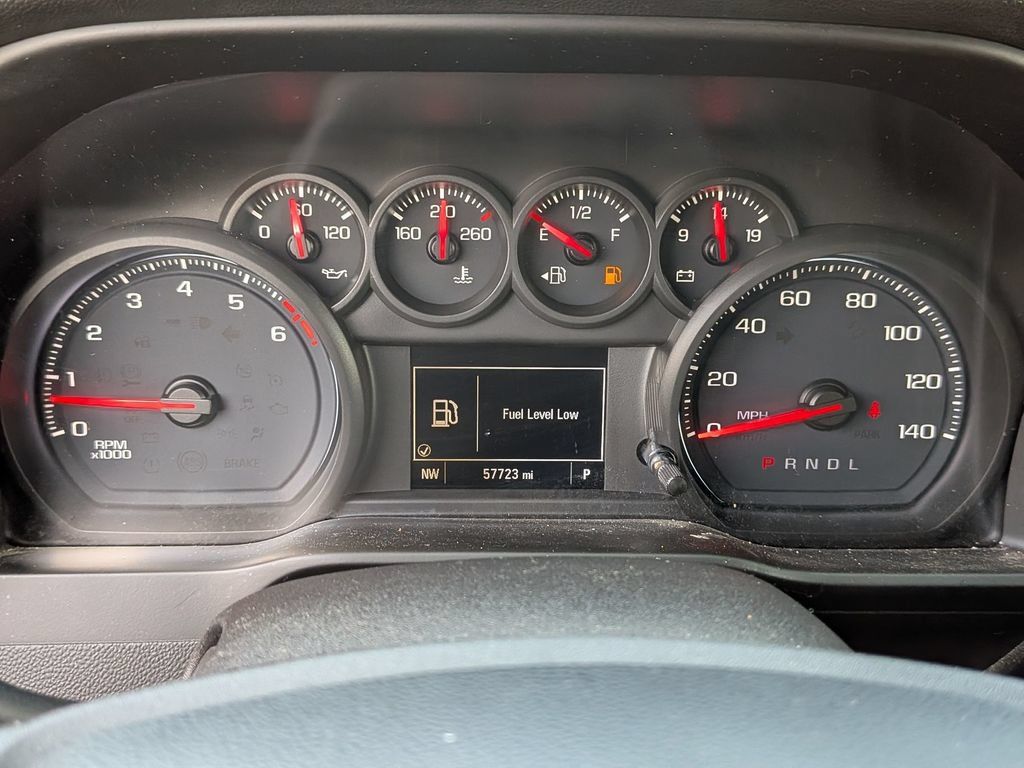 Used 2019 Chevrolet Silverado 1500 Custom w/ Custom Value Package RWD image 19