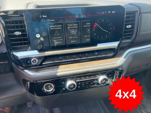 Used 2022 GMC Sierra 1500 SLE w/ LPO, GMC Protection Package AWD/4WD image 10