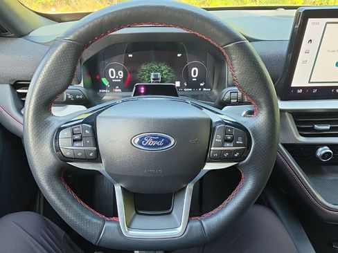 Used 2025 Ford Explorer ST-Line AWD/4WD image 22