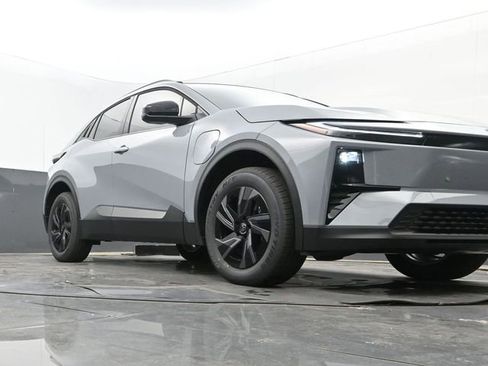 New 2026 Toyota C-HR AWD/4WD image 23