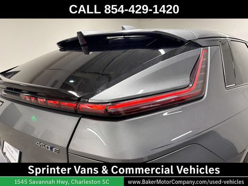 Used 2024 Cadillac Lyriq Sport RWD image 33