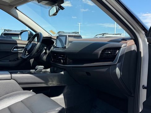 Used 2021 Nissan Rogue SL FWD image 24