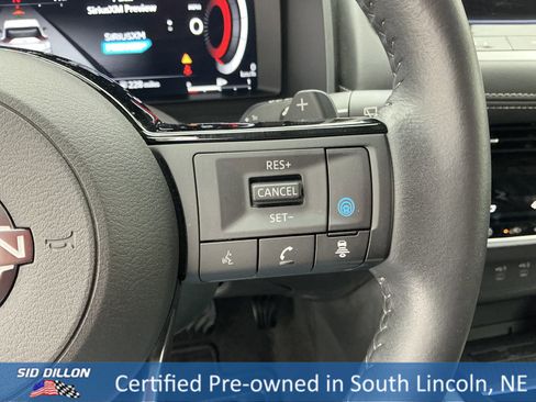 Used 2024 Nissan Rogue SL image 10