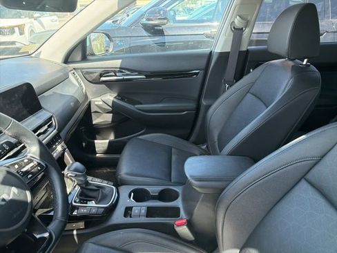Used 2024 Kia Seltos SX w/ SX Sunroof Package AWD/4WD image 6