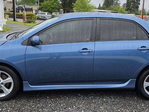 Used 2013 Toyota Corolla S w/ Preferred Accessory Pkg #2 FWD image 4