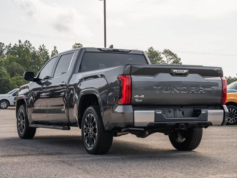 Used 2024 Toyota Tundra Limited w/ Power Package AWD/4WD image 7