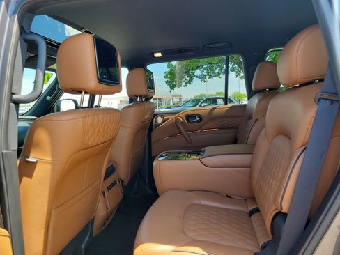 Used 2023 INFINITI QX80 Sensory w/ Cargo Package AWD/4WD image 26