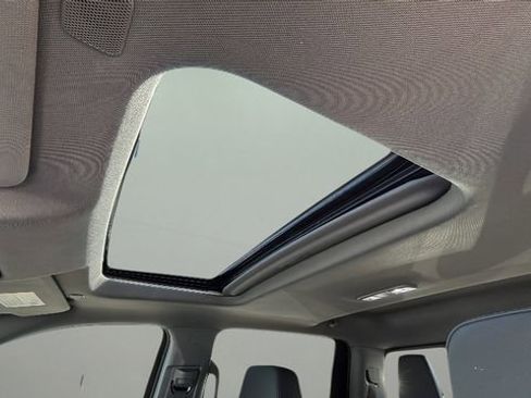 Used 2024 Chevrolet Silverado 2500 LTZ w/ LTZ Premium Package image 16