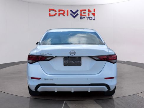 Used 2024 Nissan Sentra S FWD image 4
