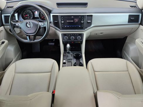 Used 2018 Volkswagen Atlas SE FWD image 16