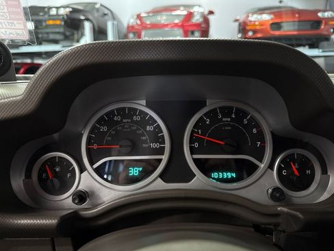 Used 2010 Jeep Wrangler Unlimited Sahara image 72