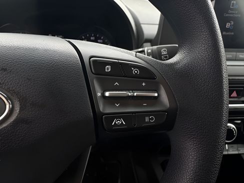 Used 2023 Hyundai Kona SEL AWD/4WD image 26