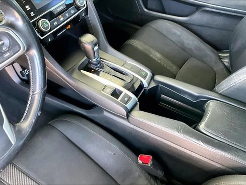 Used 2018 Honda Civic EX-T image 10