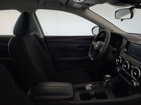 Used 2024 Nissan Sentra S FWD image 21