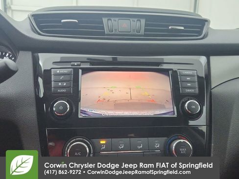 Used 2019 Nissan Rogue Sport S image 25