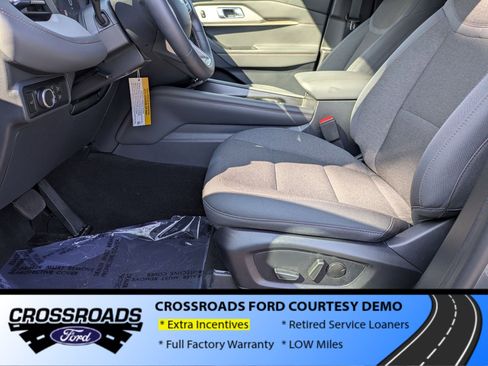 New 2025 Ford Explorer Active image 11