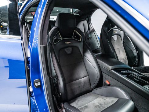 Used 2018 Cadillac CTS V w/ Carbon Fiber Package RWD image 29