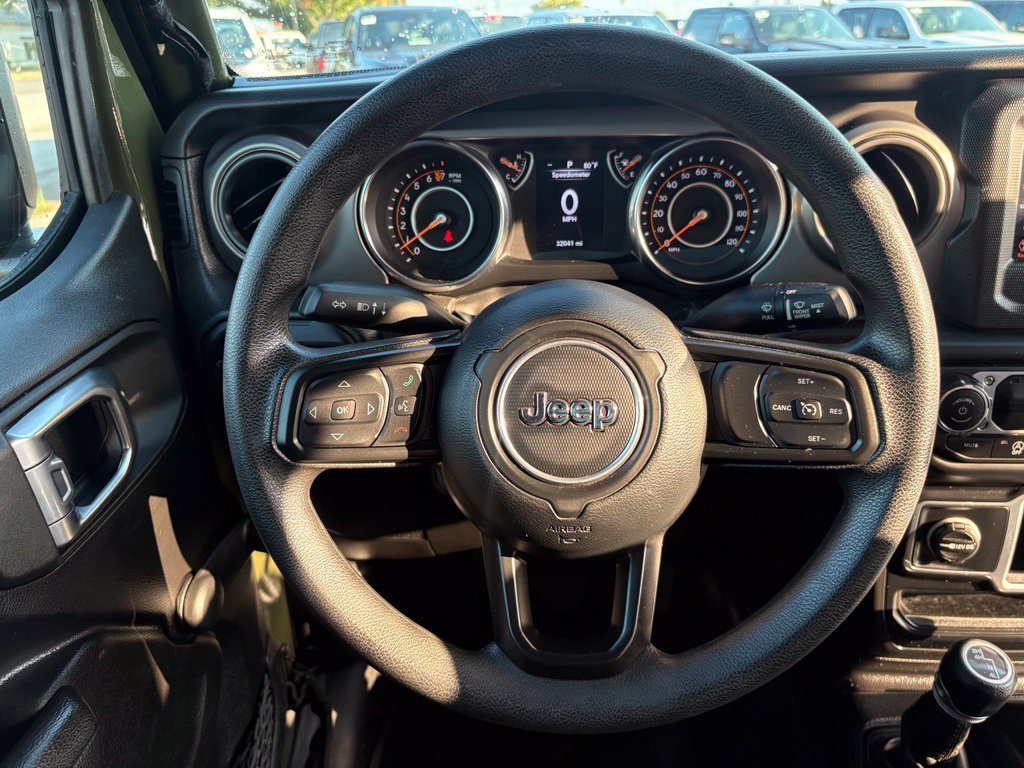 Used 2022 Jeep Wrangler Sport AWD/4WD image 16