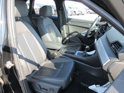 Used 2021 Audi Q3 2.0T Premium AWD/4WD image 21
