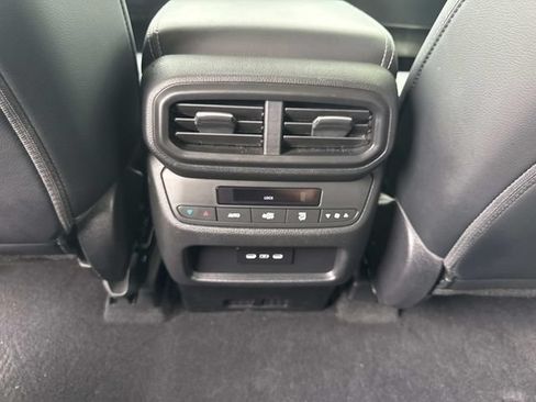 Certified 2025 Honda Pilot EX-L image 16