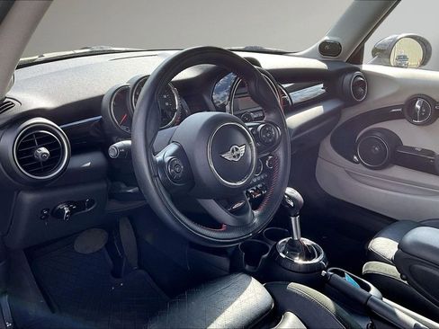 Used 2015 MINI Cooper S FWD image 16