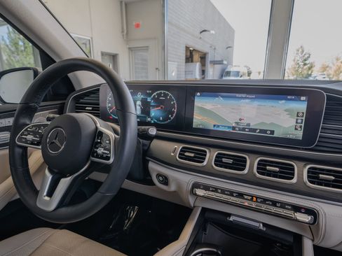 Certified 2022 Mercedes-Benz GLE 350 4MATIC image 19