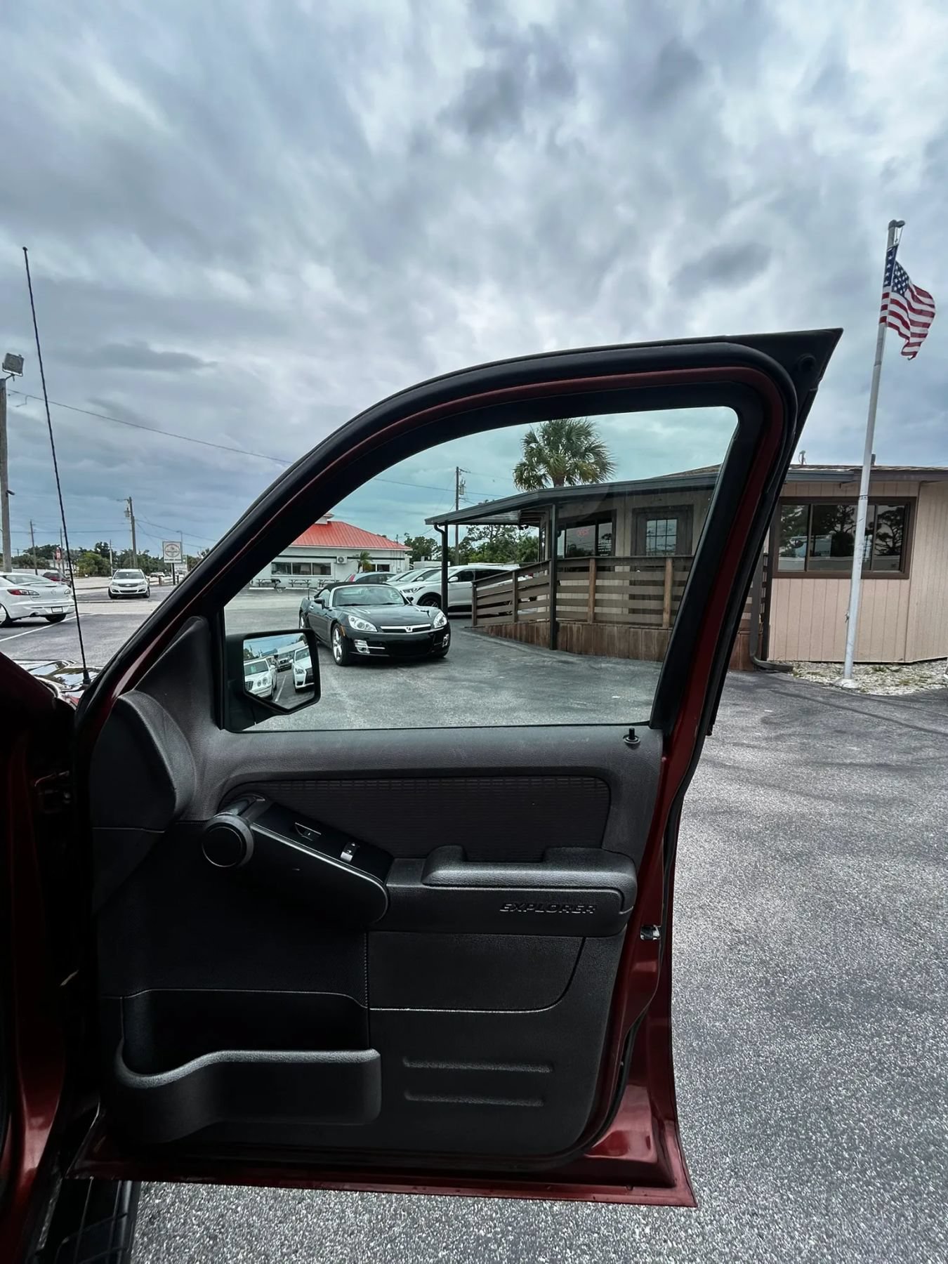 Used 2010 Ford Explorer Sport Trac XLT RWD image 41