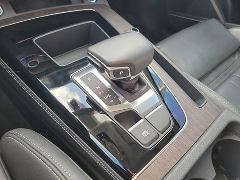 Certified 2023 Audi Q5 e Premium Plus w/ Premium Plus Package image 31