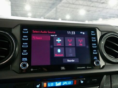 Used 2022 Toyota Tacoma TRD Off-Road w/ TRD Premium Off Road Package image 20