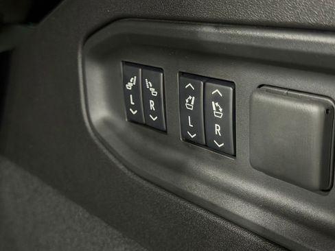 New 2026 Cadillac Vistiq Premium Luxury AWD/4WD image 45
