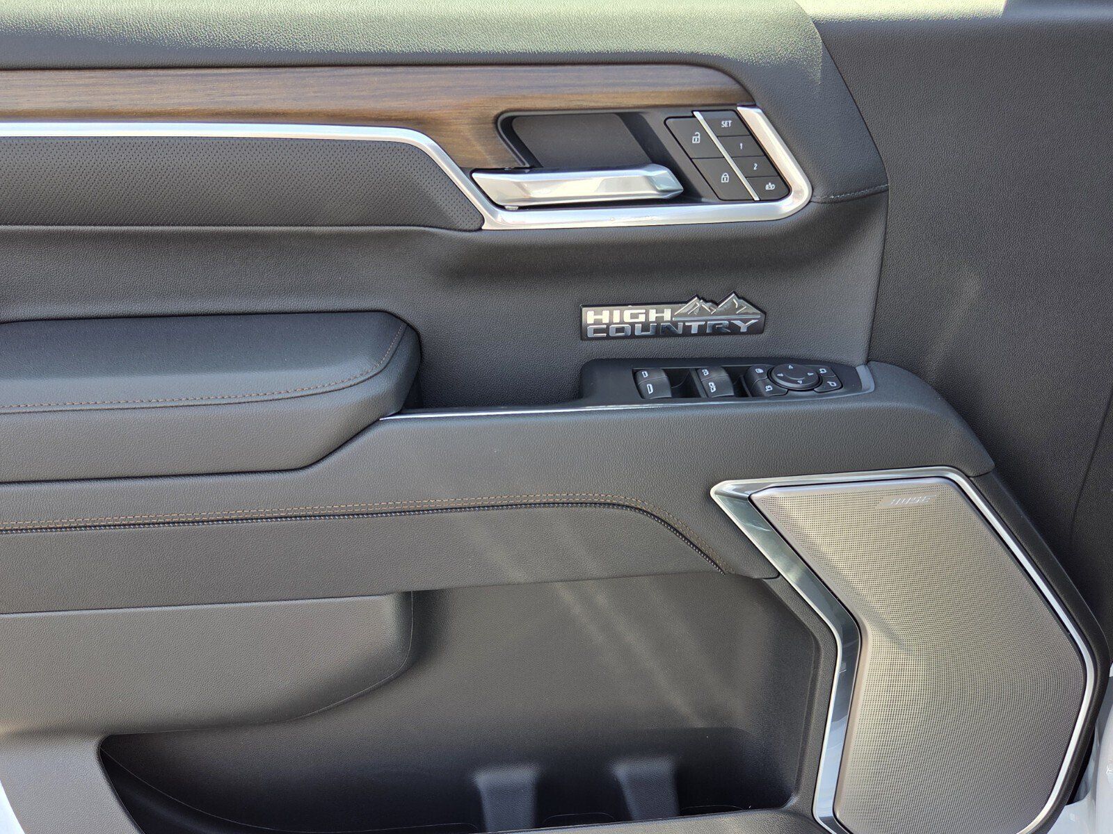 New 2026 Chevrolet Silverado 1500 High Country AWD/4WD image 11
