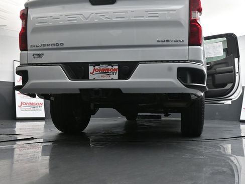 Used 2022 Chevrolet Silverado 1500 Custom AWD/4WD image 45